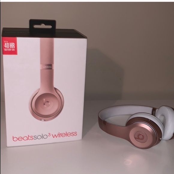 Beats Other - Rose Gold Beats Solo 3 🎧